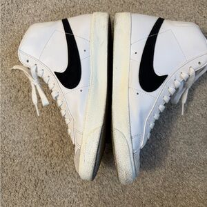 Nike Women's White and Gray High-Top Sneakers